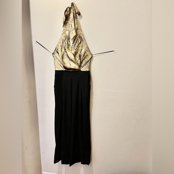 Great condition jumpsuit color black and gold - Picture 1 of 2